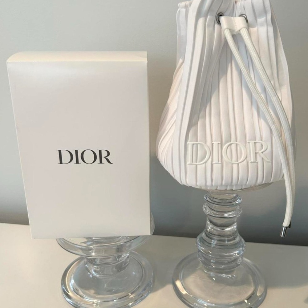 Dior GWP✨🤍🩶White Pleated Cosmetic Bag